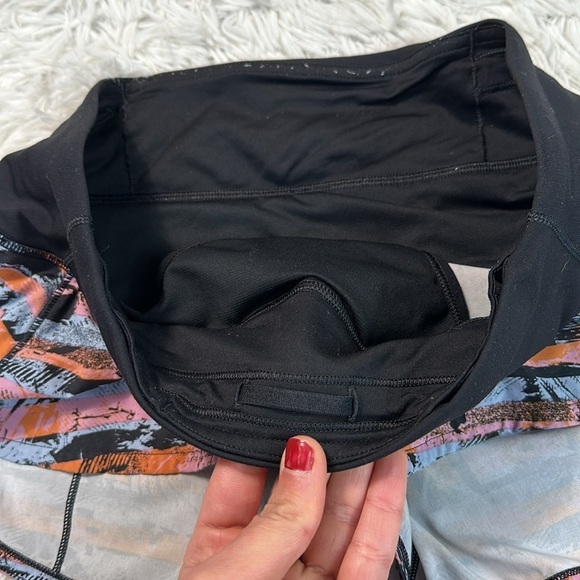 Lululemon Speed Up Short *2.5" Inversion Multi / Black - Picture 2 of 6